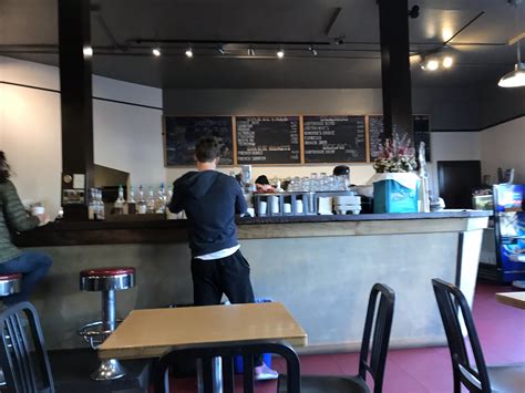 Lighthouse roasters - Lighthouse Coffee Roasters & Cafe, North Kingstown, Rhode Island. 1,024 likes · 136 talking about this · 224 were here. North Kingstown cafe with in-house roasted coffee, homemade baked goods,...